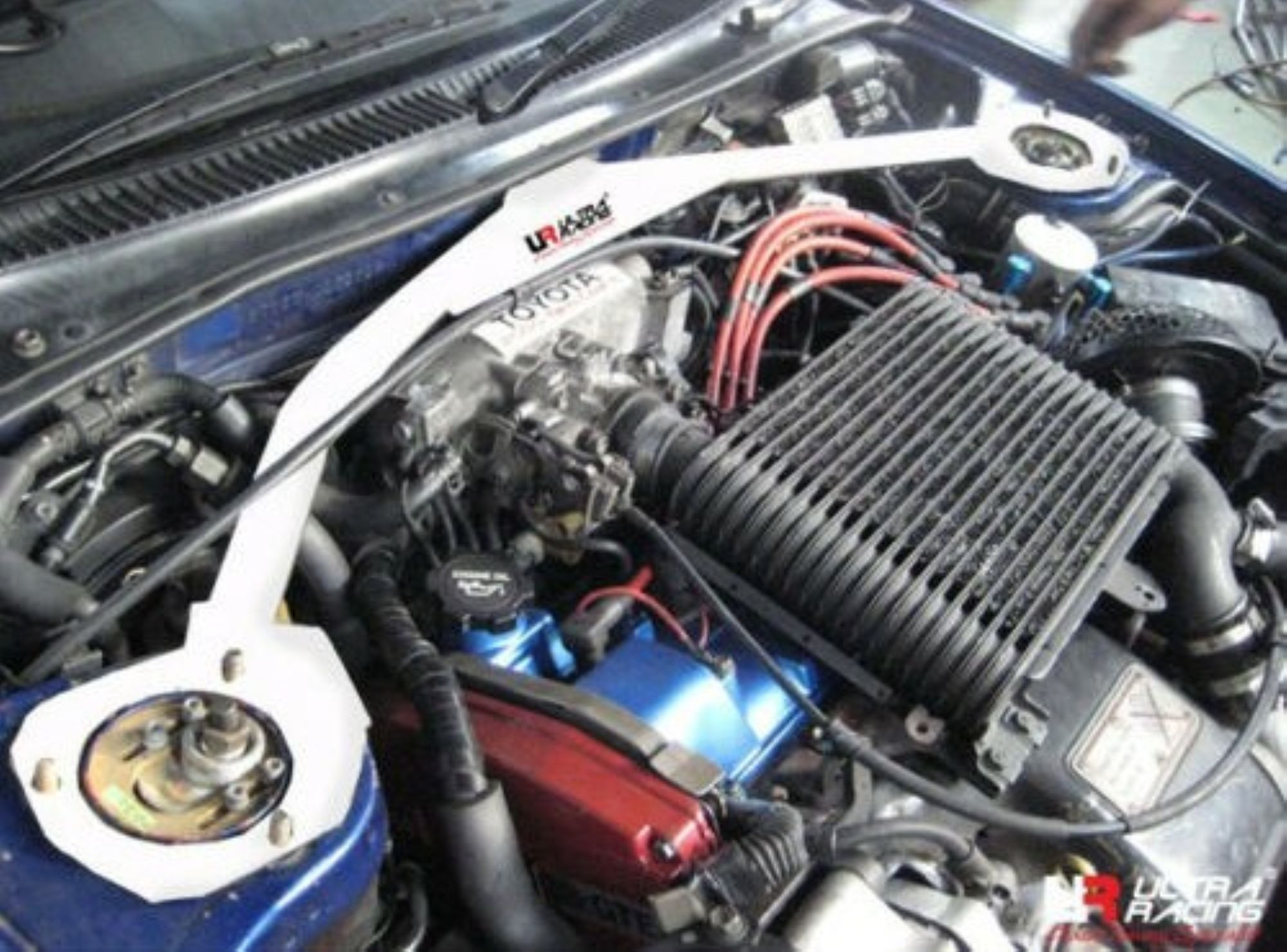 Toyota Celica – Front Strut Bar / Front Tower Bar / Front Upper Brace